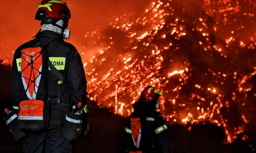 Πρόεδρος πυροσβεστών: 3 οι παράγοντες εξάπλωσης της φωτιάς στην Κορινθία